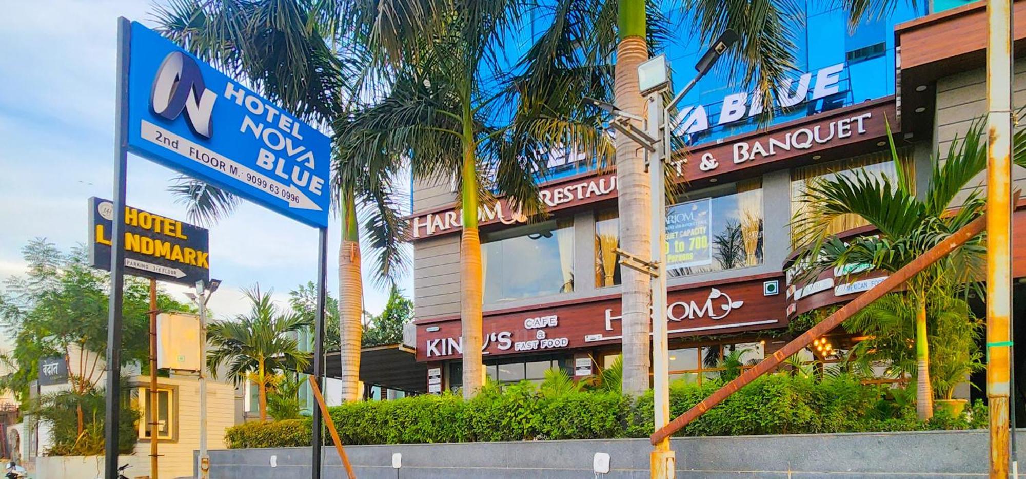 Hotel Nova Blue Ahmedabad Eksteriør billede